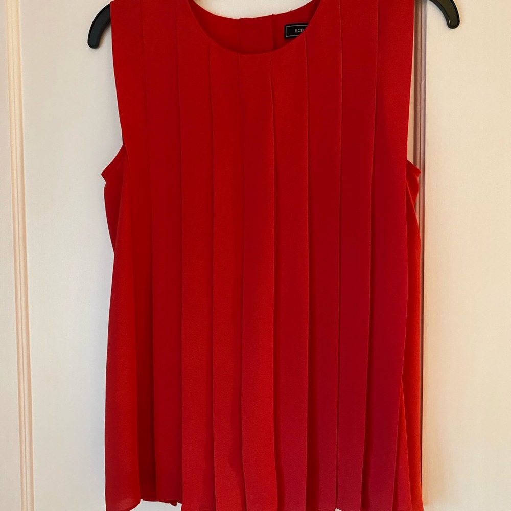 BCBGMax Azria pleated sleeveless top with back button.   Scarlet color.  Size S